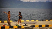 Dermaga danau
