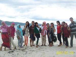 Meraba Arah Menuju Pantai Mutun