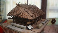 Miniatur Omo Bale