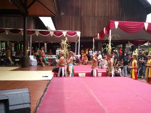 Pagelaran Seni dan Budaya yang Menakjubkan di Taman Mini Indonesia Indah