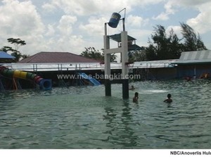 Pantai Charlita, Nuansa Baru Berekreasi di Nias
