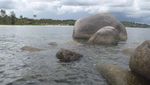 Pantai Lagoi, Pantai Trikora dan Wihara Dharma Sasana