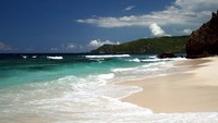 Pantai Tanjung Aan (HRA)