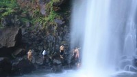 Bagian bawah Air terjun Ponot
