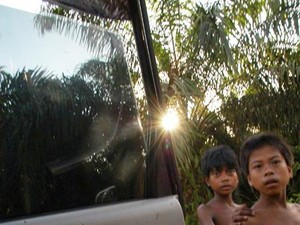 Pertemuan Singkat dengan Suku Anak Dalam