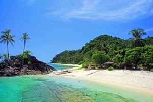 Pesona Alam Natuna Pemikat Dunia