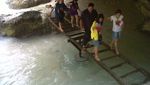Pesona indah Suluban Beach