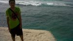 Pesona indah Suluban Beach