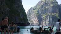 Maya Beach = Tempat Leonardo Dicaprio Syuting The Beach