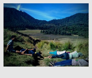Ranu Kumbolo: Oase di Ketinggian 2400 dpl