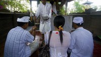 Pensucian diri dengan Tirta Amerta