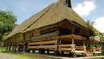 Rumah Adat Bolon