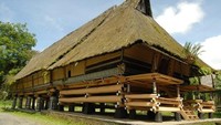 Rumah Bolon, tempat tinggal Raja