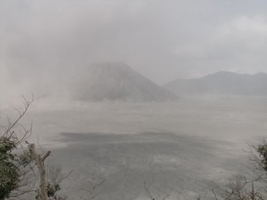 Saat Terindah di Puncak Bromo