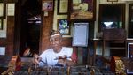 Sang Legendaris, Penulis Daun Lontar, I Wayan Muditadnana