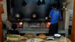 Santap Siang Ala Tempo Dulu di Nasi Bancakan, Bandung