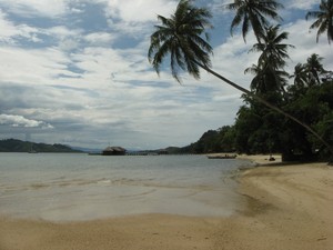 Sapaan Hangat di Pulau Cubadak