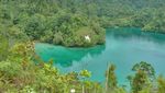 Sarawandori: Danau dan Laut Jadi Satu