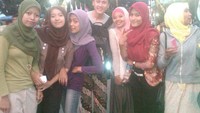 Foto bareng reporter Trans7, Roland Lagonda