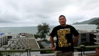 Patong Beachg dari atap 7 Q Hotel