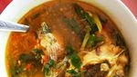 Sensasi Papeda Kuah Kuning Saat Transit di Sentani
