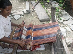 Serial Suku Boti (2) Tenun Ikat Suku Boti, sungguh memikat