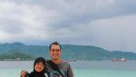 Seru-seruan di Pantai Mutun dan Pulau Tangkil