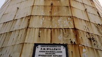 Mercusuar tongkat penuntun bagi kepulauan Bangka Belitung.