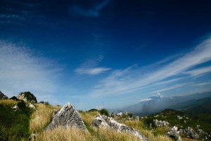 Stone Garden, Parade Megalitik yang Menawan