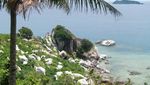 Suguhan Eksotik, Dari Bukit Tanjung Senubing dan Pantai Tanjung