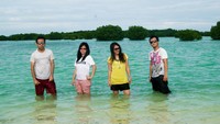 Pantai Pasir Perawan