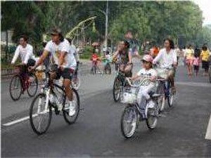 Tahun Baru Seru di Car Free Night Solo