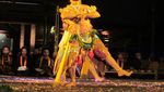 Tari Klasik Kraton Surakarta: Suguhan ala Bangsawan