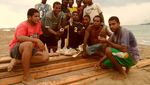 Tatkala Senja Jatuh di Pantai Cagar Alam Kumbe