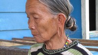 Dayak Bertelinga Panjang