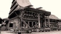 Omo hada atau rumah adat