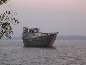 Wisata Singkat di Jungkat Beach