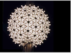 Wow! Ada Bola Kristal Raksasa Tahun Baru di Times Square