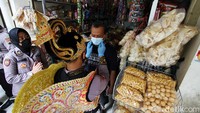 Kegiatan tersebut untuk meningkatkan disiplin masyarakat pentingnya penggunaan masker.