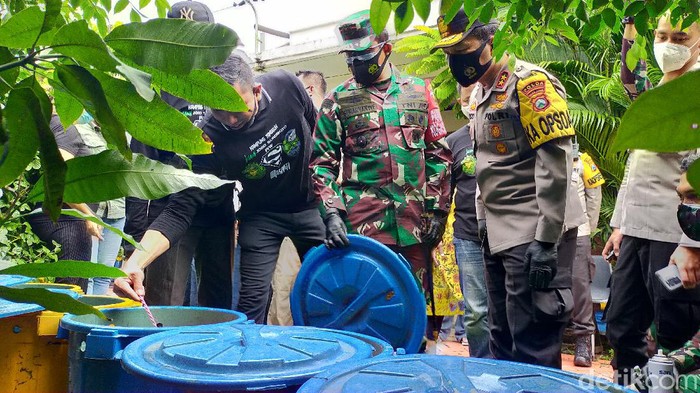 Kapolda Jatim Irjen Nico Afinta