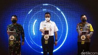 Peluncuran gerakan Jakarta Bermasker diikuti oleh Kapolda Metro Jaya Irjen Fadil Imran, Pangdam Jaya Mayjend TNI Dudung Abdurrachman, hingga Gubernur DKI Jakarta Anies Baswedan.