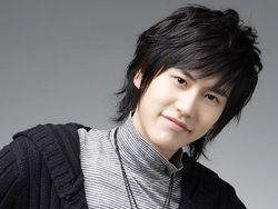 Para Idol Kpop Ini Punya IQ Hampir Setara Albert Einstein, Wow!