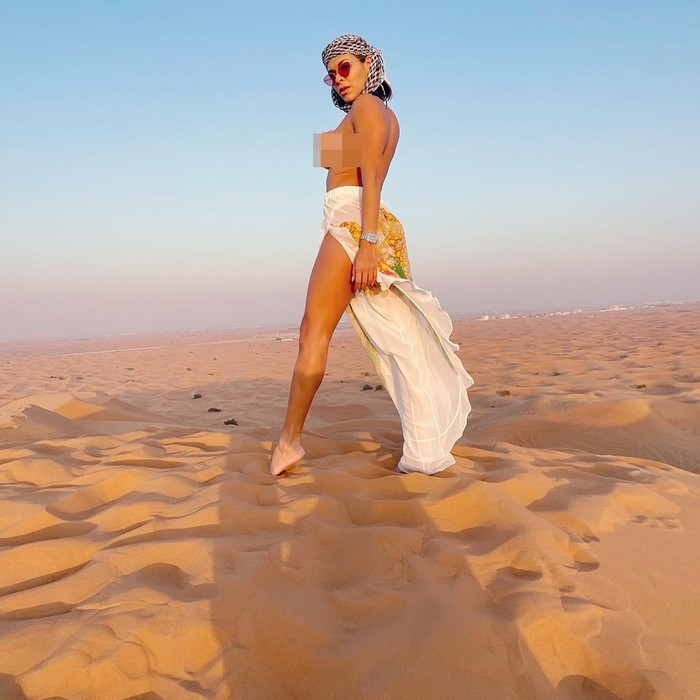 Luana Sandien di gurun Dubai Luana Sandien di gurun Dubai