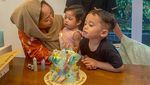 Intip Lagi Momen Romantis Niko Al Hakim dan Rachel Vennya saat Makan Berdua