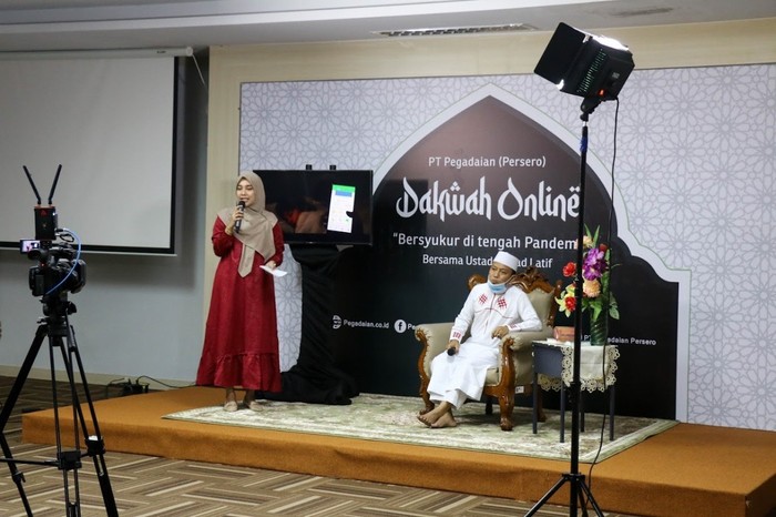 Pegadaian undang ustaz isi ceramah