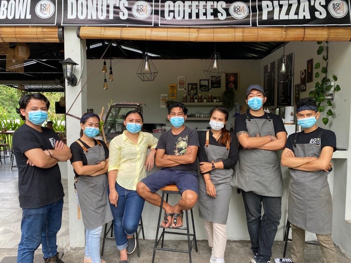 Pemandu wisata buka warung di tengah pandemi