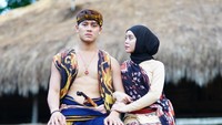 Foto ini menjadi kode hubungan mereka makin serius karena diduga ini adalah foto pre wedding. Foto: dok. Instagram