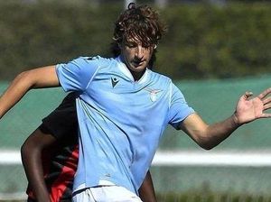 Lazio Krisis Bek, Sarri Panggil Cicit Benito Mussolini