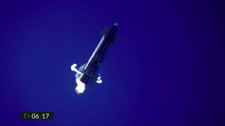 SpaceX Starship SN9 Meledak SpaceX Starship SN9 Meledak di Boca Chica, Texas, AS