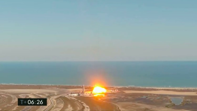 SpaceX Starship SN9 Meledak SpaceX Starship SN9 Meledak di Boca Chica, Texas, AS